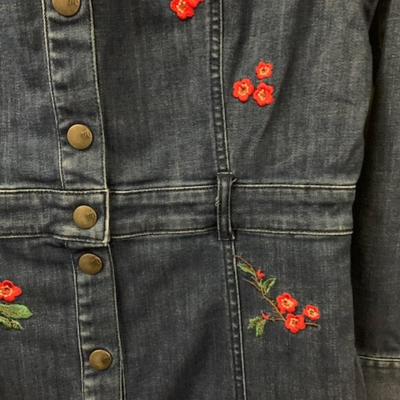 Madewell Embroidered Floral Denim Shirt Dress (wear once, pristine condition) - Picture 5 of 10